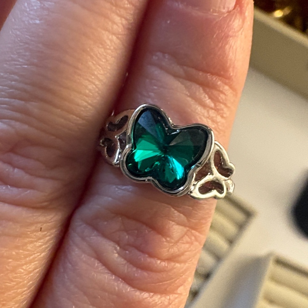 Silvertone Green Butterfly Ring